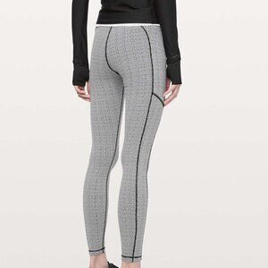 Lululemon Speed Up Tight *Full-On Luxtreme 28" Size 4
